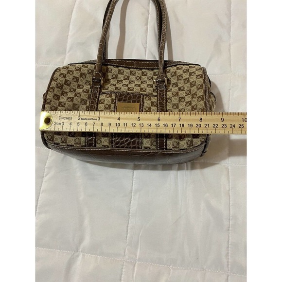 Liz Claiborne Monogram Brown Small Purse, Beige Lining Very G Cond - Picture 3 of 16